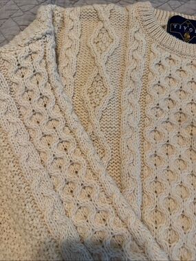 Tivoli Cream Cable-Knit pure wool sweater